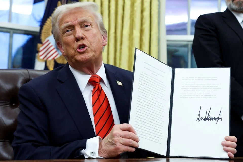 Các lệnh thuế mới của ông Trump sẽ tác động đến giá sách và hoạt động của ngành sách tại Mỹ.
